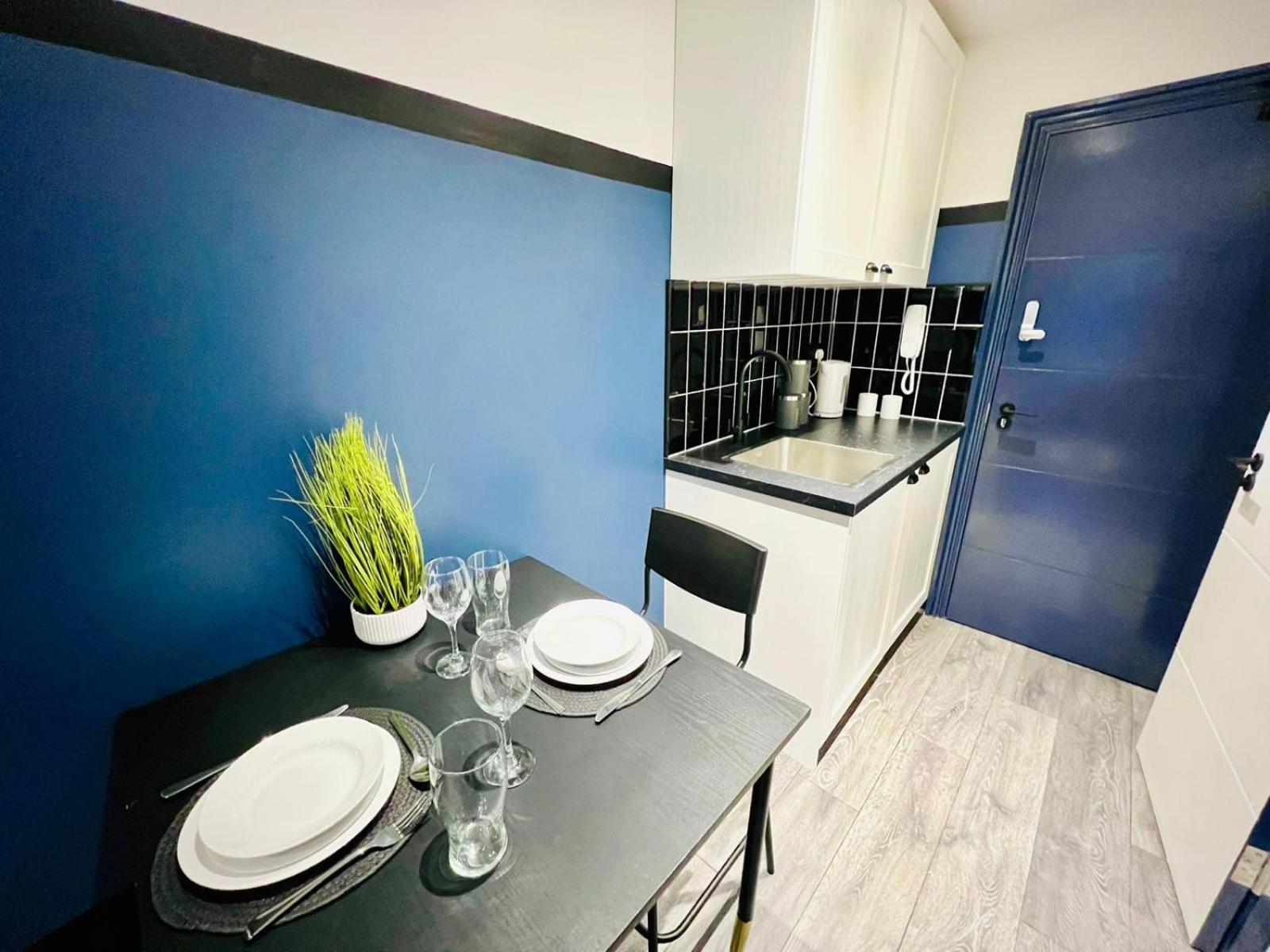 London 61 Central Studio, Ideal For Tourists High Recommend!!! Exterior photo